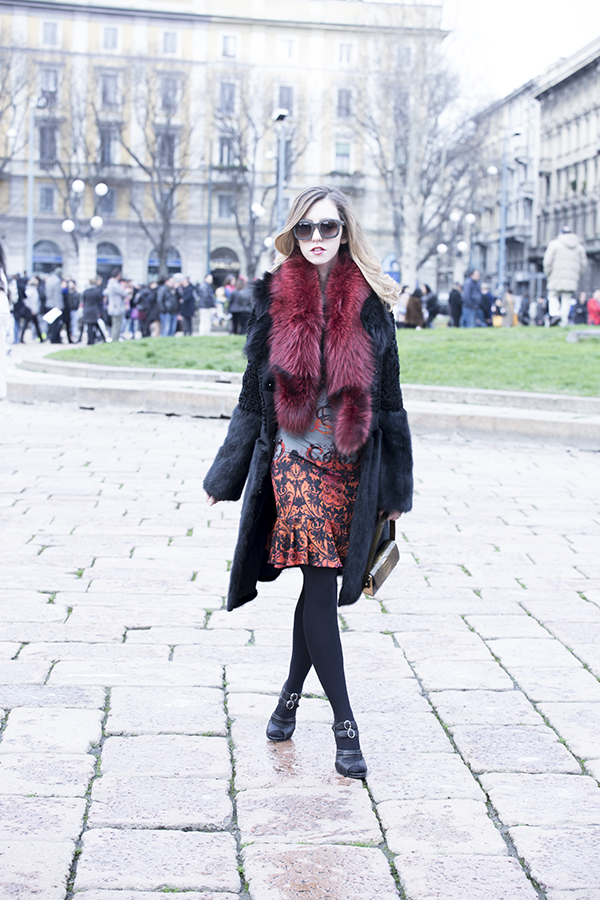 lady_fur_fox_red_stole_roberto_cavalli_mfw_milan_fashion_week