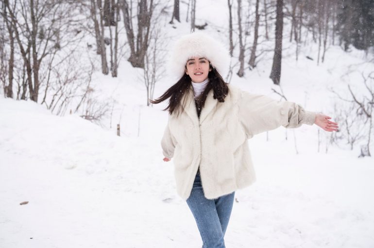 lady fur white fur coat snow prali 2017