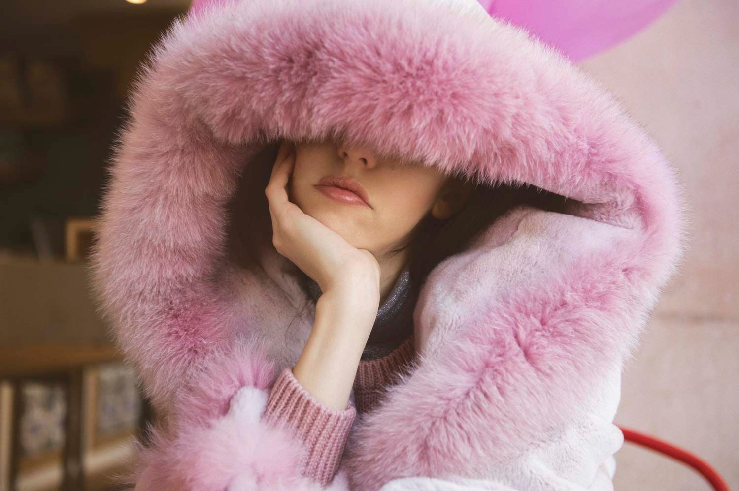 The pink fur coat of Bazinas Furs | welovefur.com luxury fur influencer